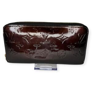 Louis Vuitton Monogram Amarante Vernis Zippy Wallet